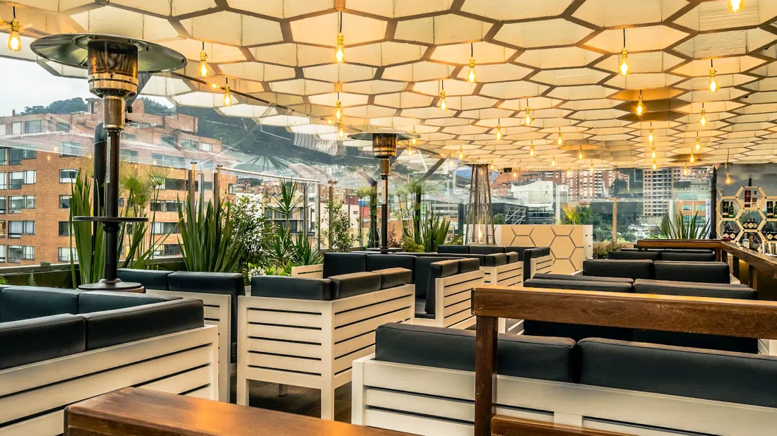 The Rooftop 127, Bogota