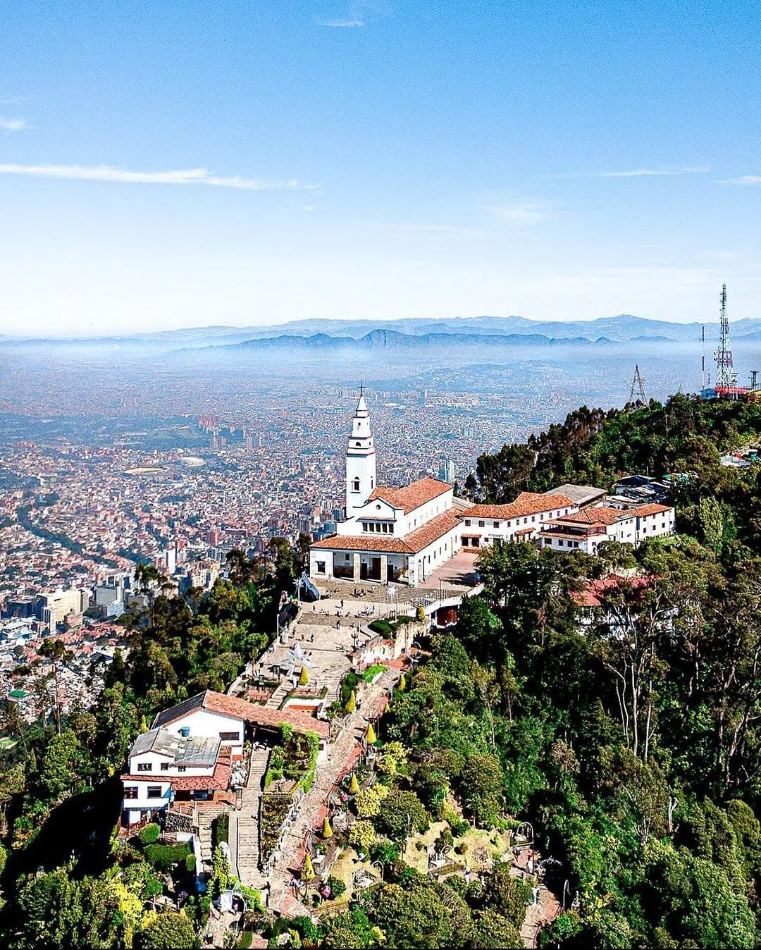 Cerro de Monserrate, Bogota