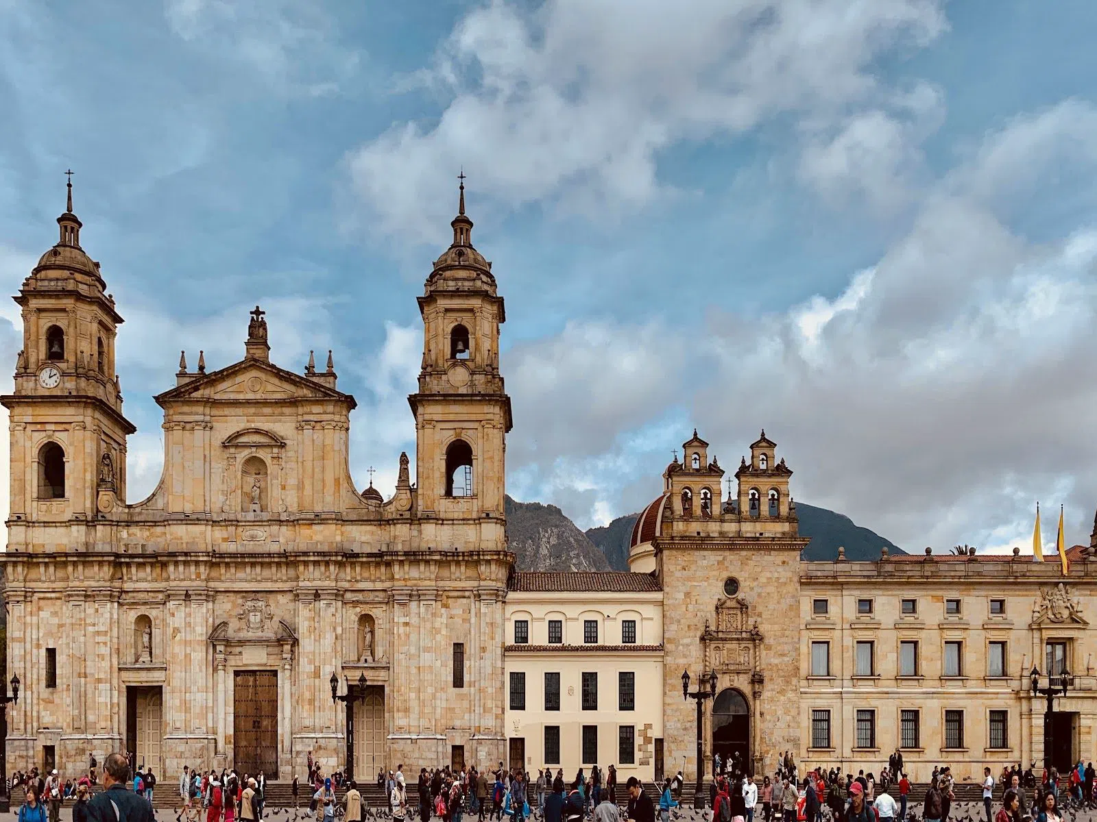 Plaza de Bolivar, Bogota